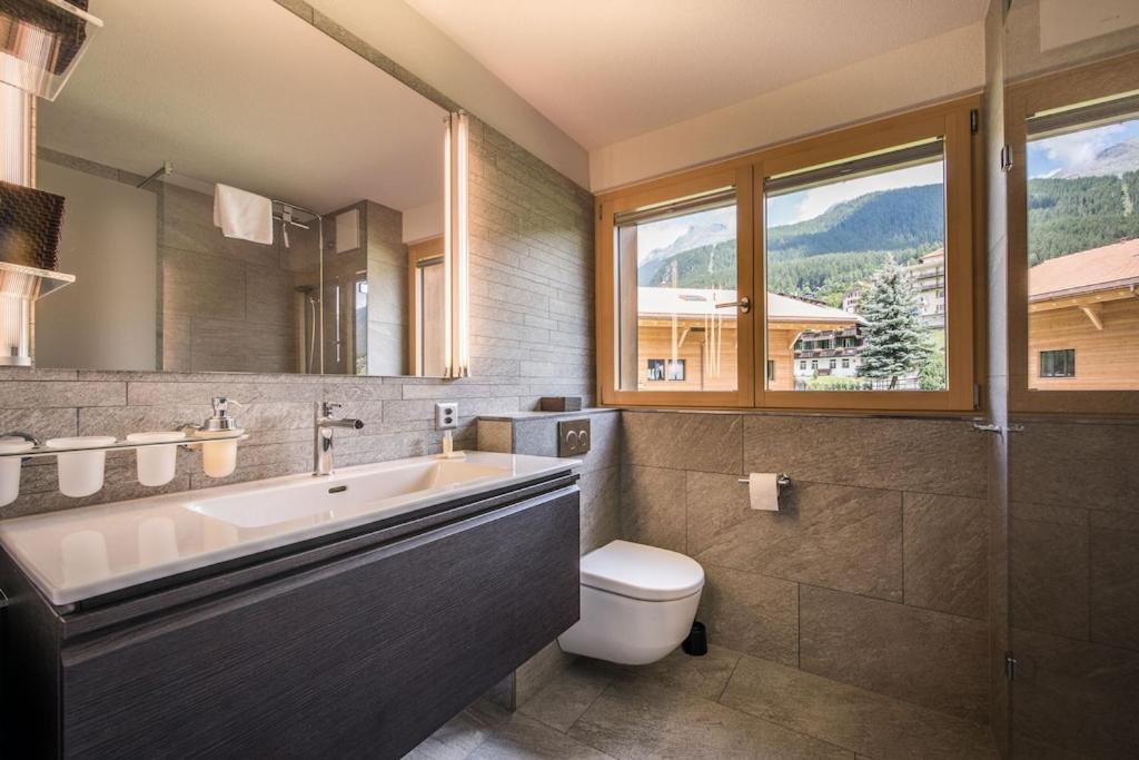 Breithorn Apartment, Eiger North Face View Appartement *